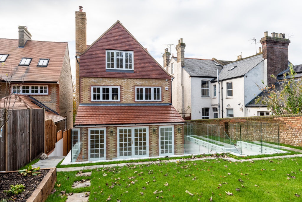 Bespoke timber & alluminium windows & doors