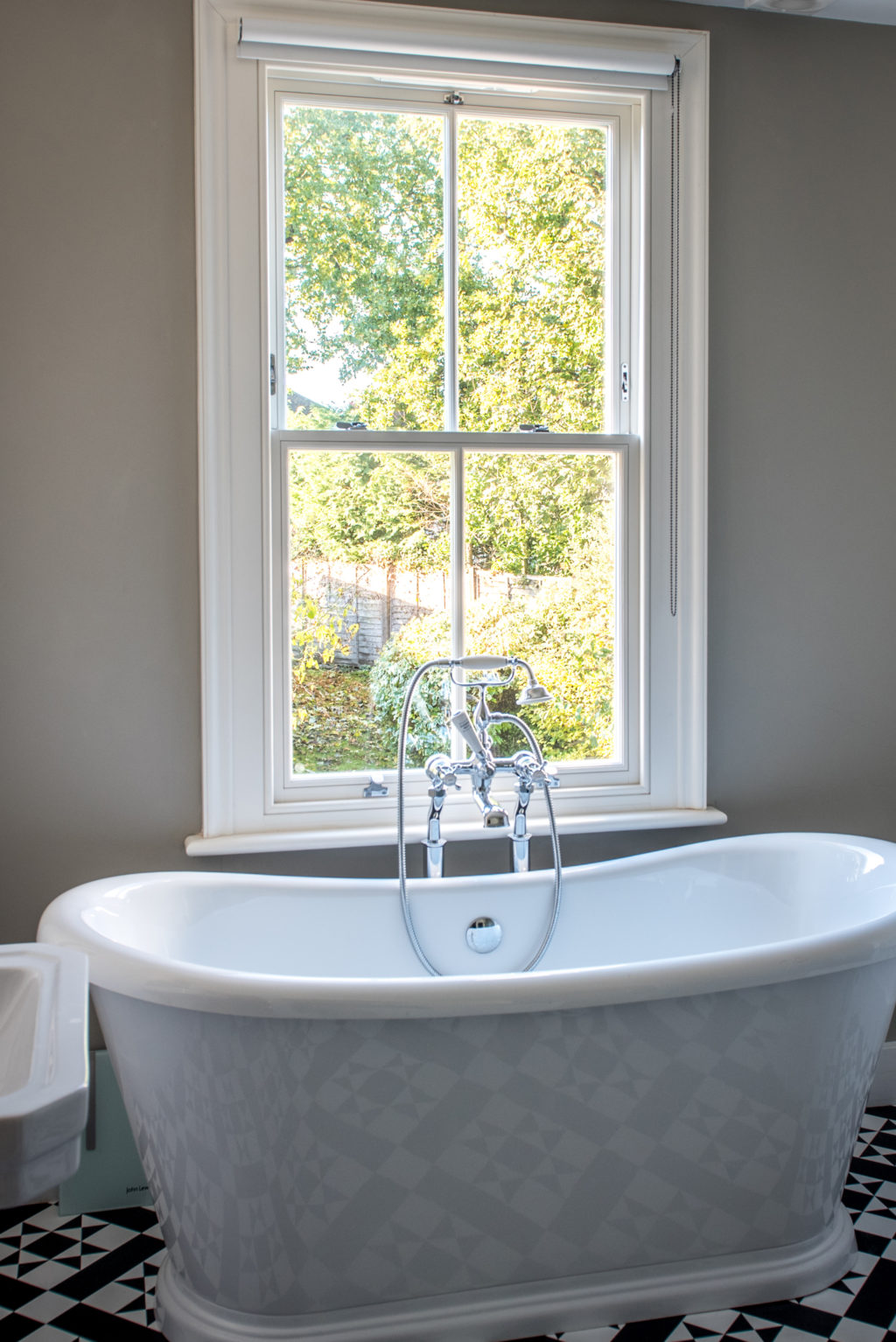 Bespoke timber & alluminium windows & doors